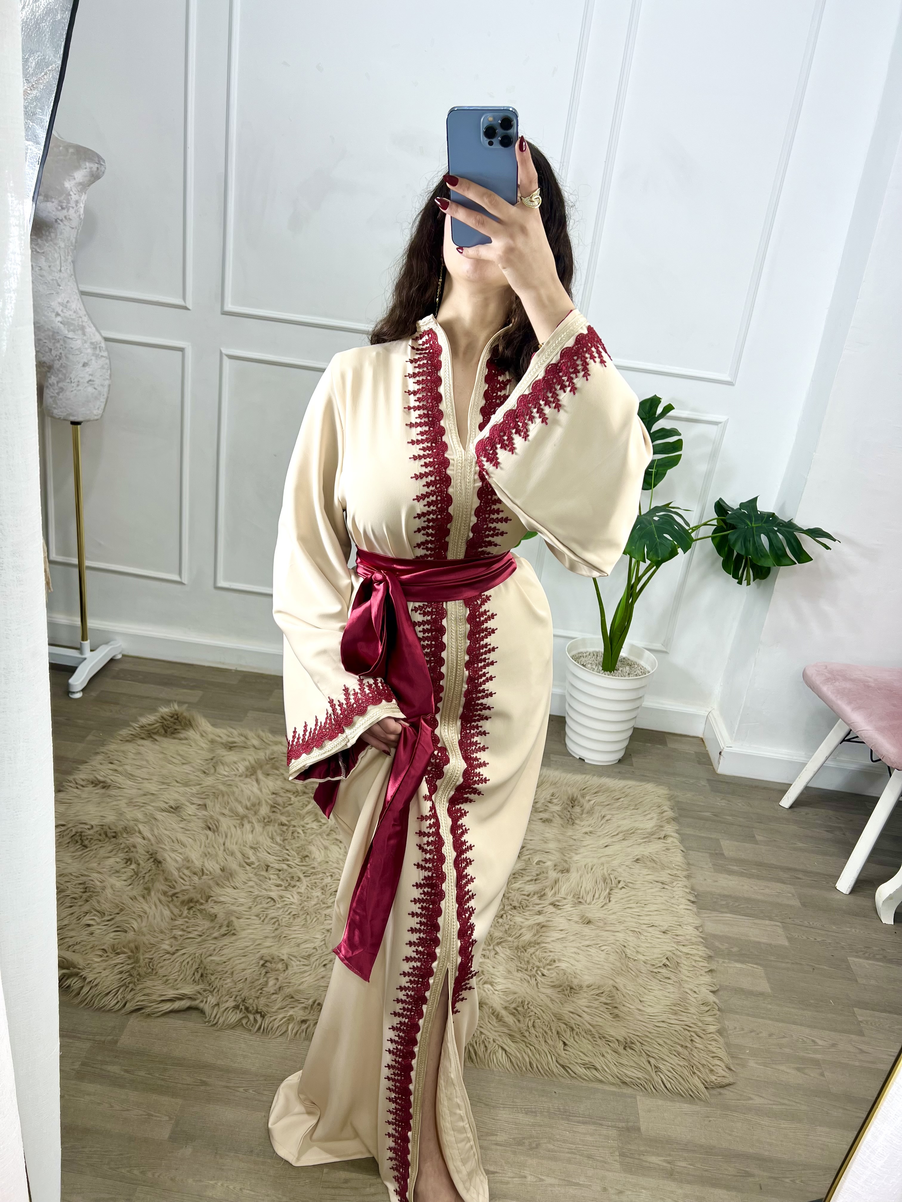 Model perla beige